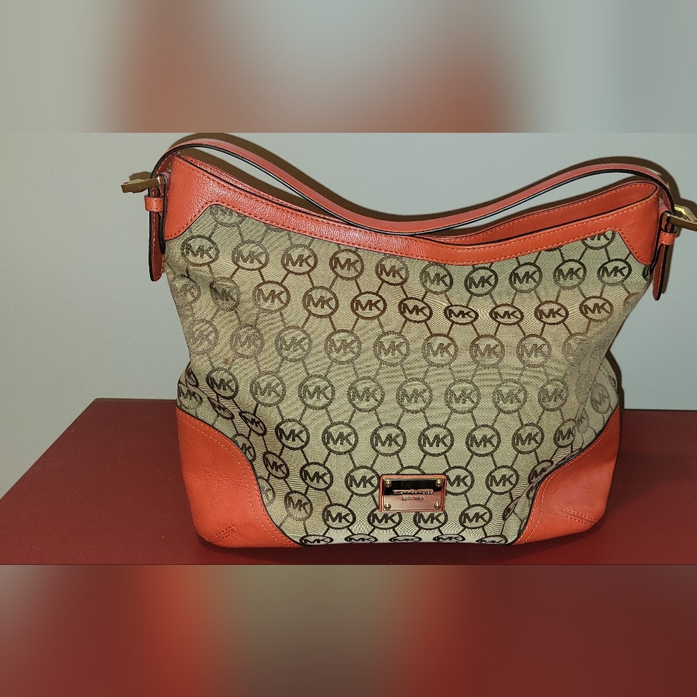 MK purse